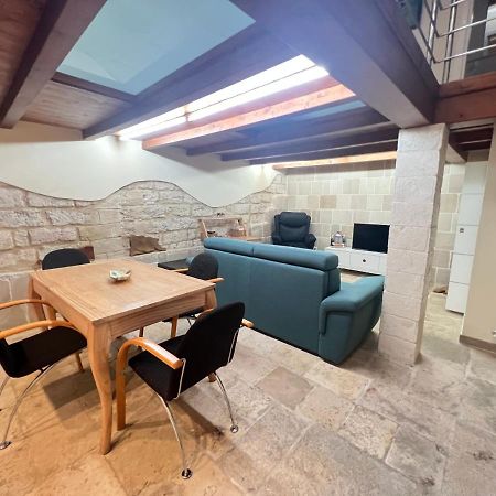 Trullo Titina Apartment Bari Bagian luar foto